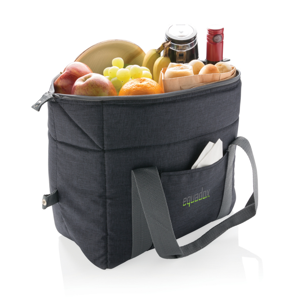 This bag can be transformed into different shapes and can also be used as a cooler to store drinks or food. - Romsey