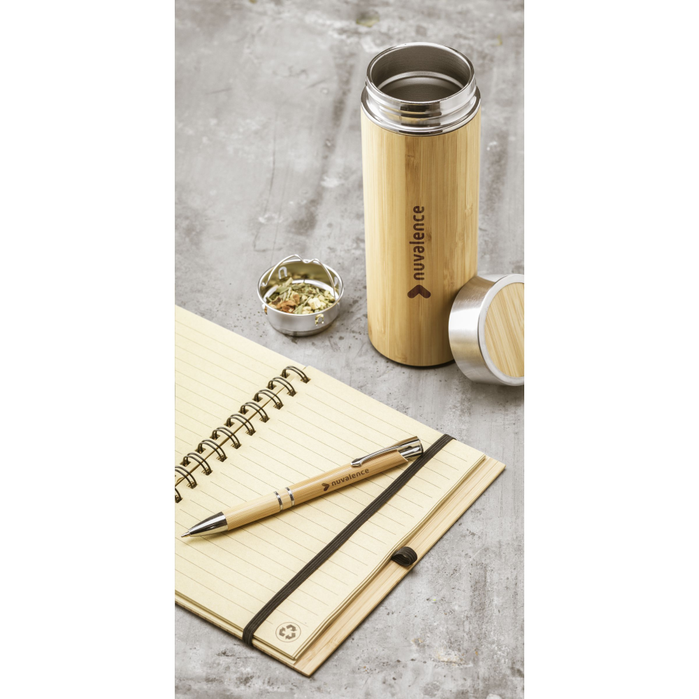Stainless Steel Vacuum-Insulated Thermo Bottle with Bamboo Finish - Bridport
