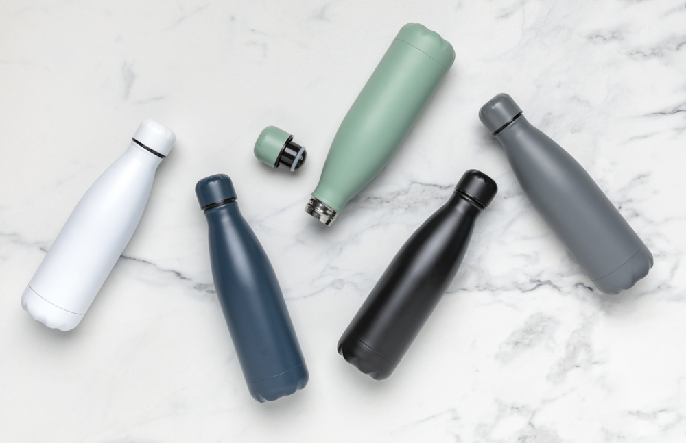 Water bottle made of stainless steel and vacuum insulated - Ingarsby