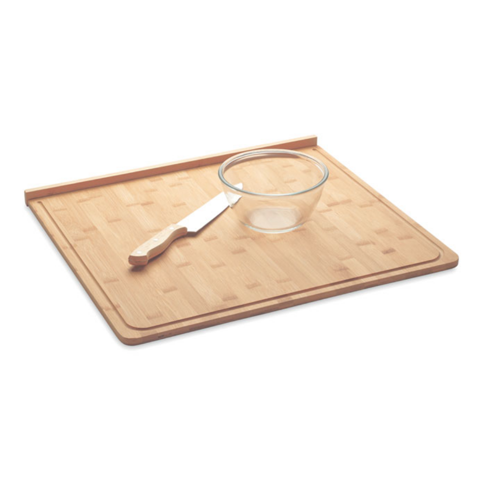 This is a bamboo cutting board from Whitchurch. - Cliffe