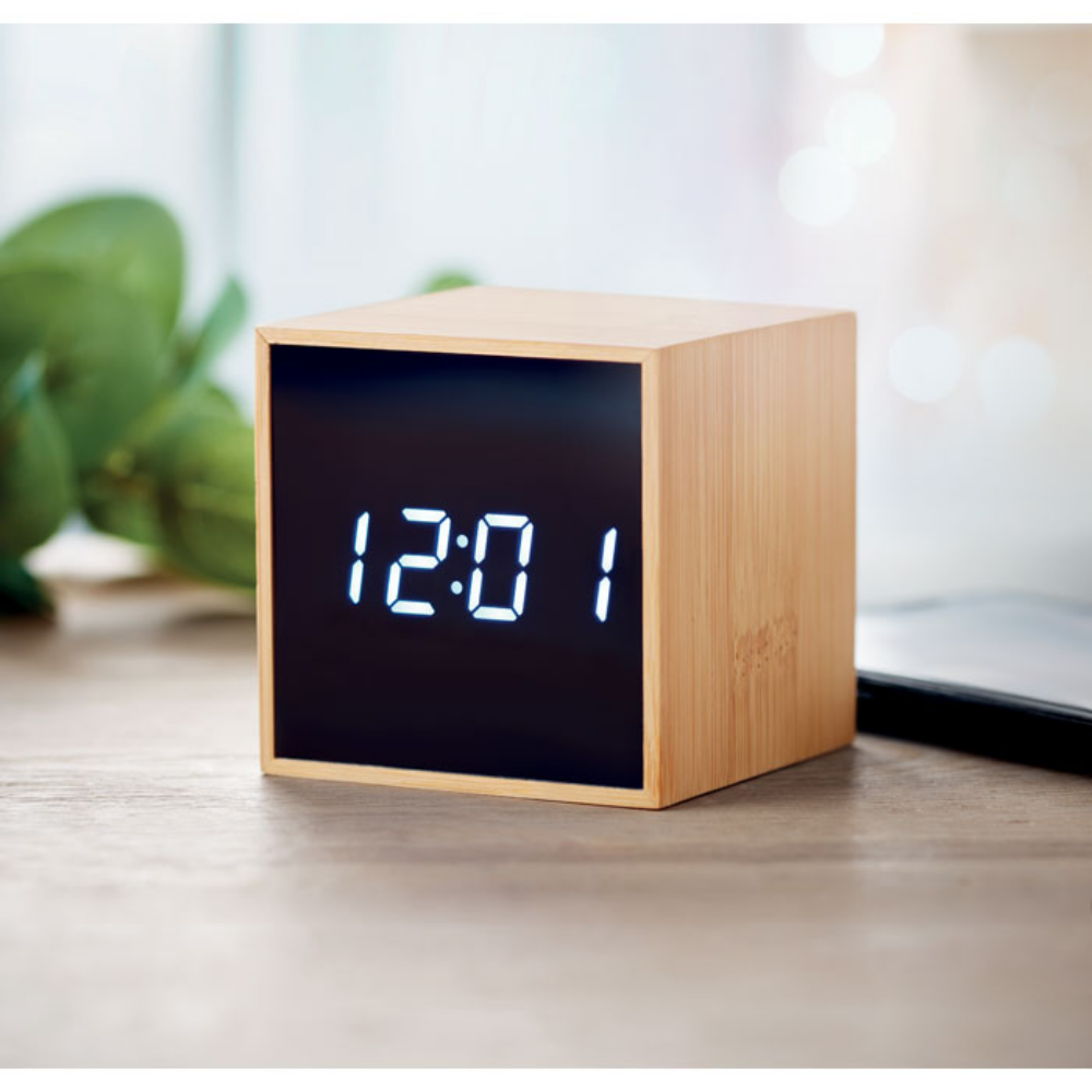 Alarm clock with LED time display and temperature display, encased in bamboo - Aughton (Merseyside)