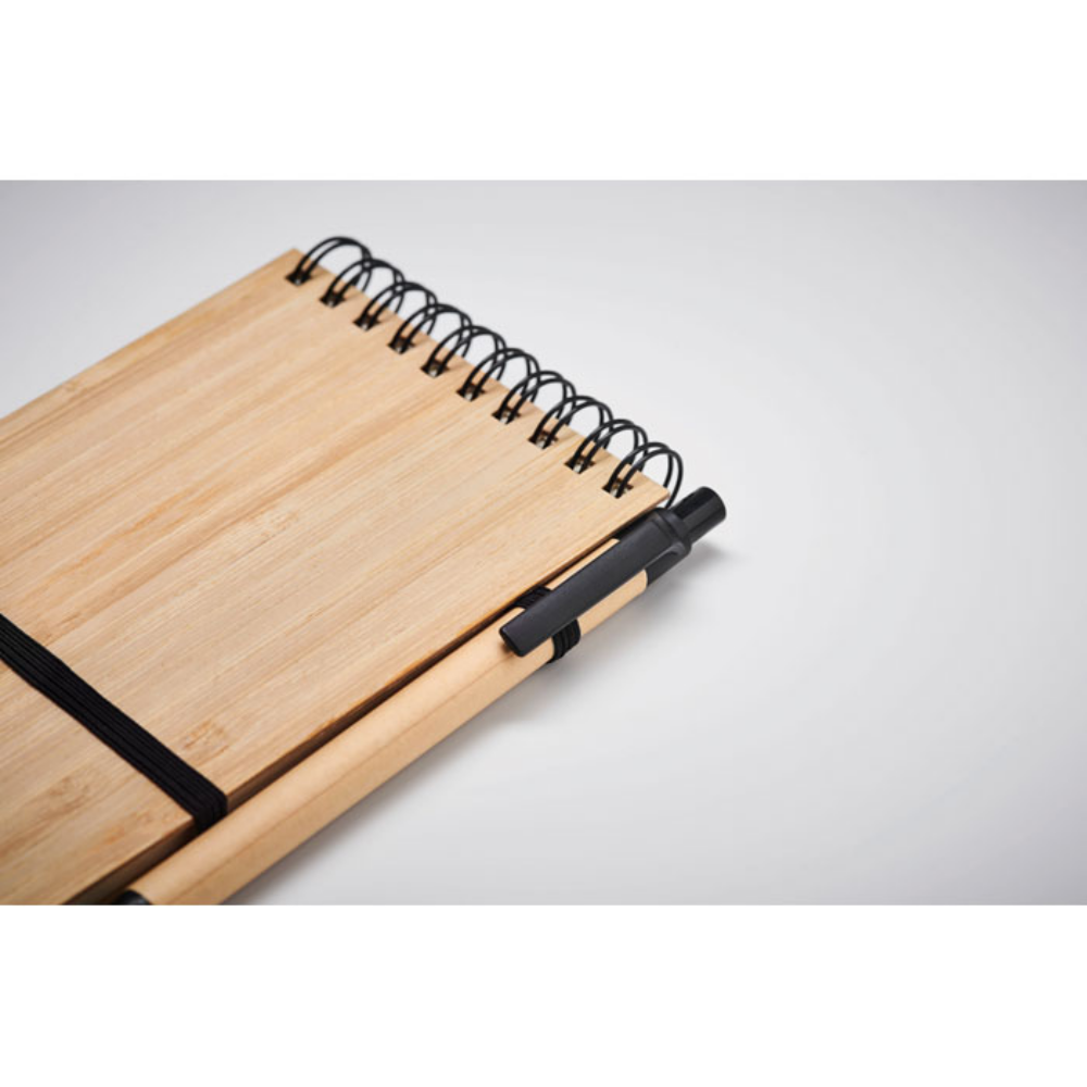 A6 notepad with a bamboo hardcover and a complementing ballpoint pen - Battleflat