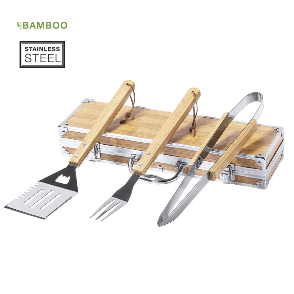 Eco-friendly barbecue set with metal accessories and bamboo handle - Meopham - Leeds