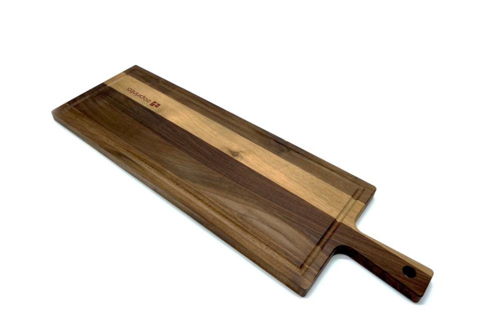 Planche de service personnalisée en bois de noyer (69 x 19 cm) - Jarmen