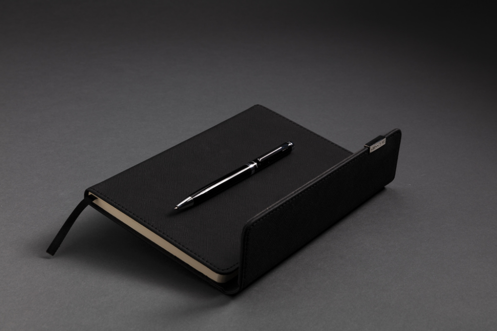Personalisiertes Set mit Notizbuch und Stift - Estelle