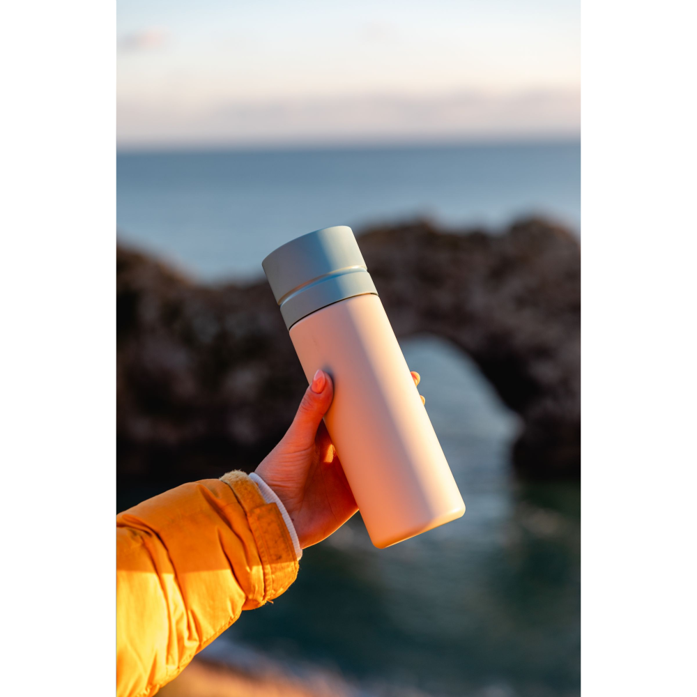 Bottiglia d'acqua riciclate in PET di Circular&Co - Moniga del Garda