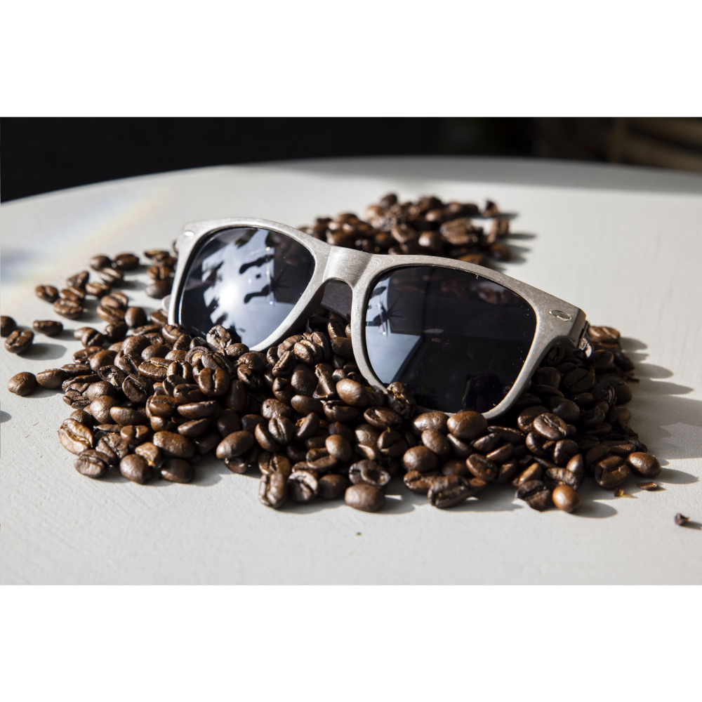 Occhiali da sole sostenibili in fondi di caffè e corteccia di pino - Castelfranco di Sotto