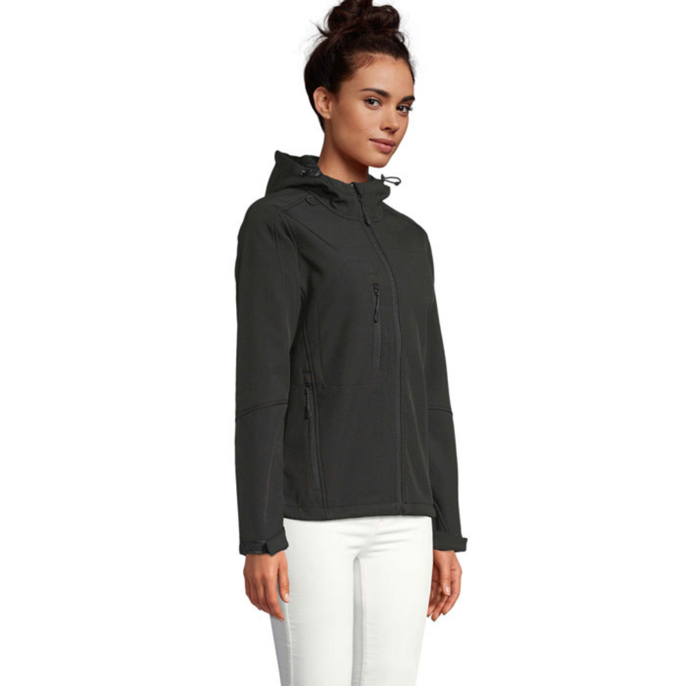 A softshell jacket for women with a hood and fleece lining - Padstow