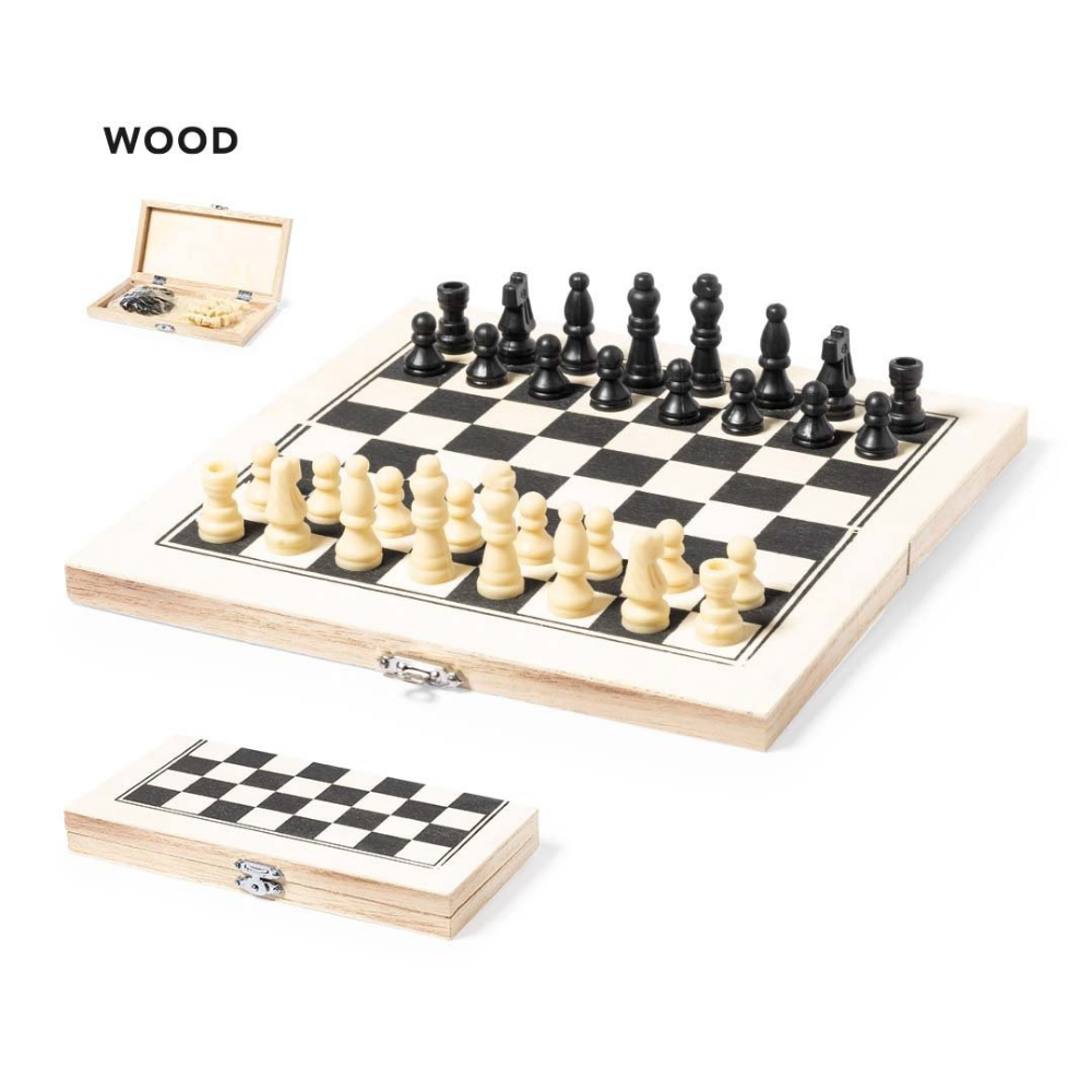 Foldable Pine Wood Chess Set - Wessington - Derby