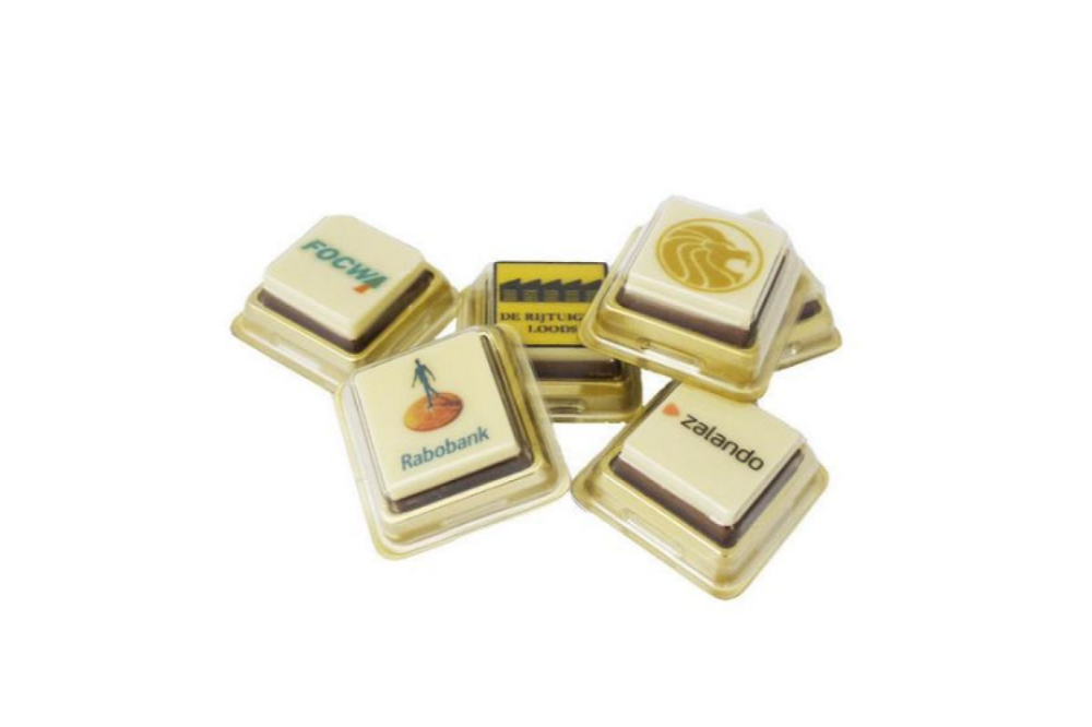 Logochocolaatjes in mono tray